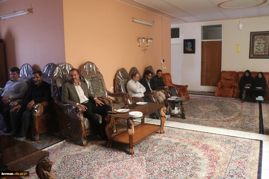 دیدار رئیس دانشگاه فرهنگیان کرمان با آزاده سرافراز دکتر حاج احمدصیفوری به مناسبت سالروز ورود آزادگان به میهن اسلامی 7