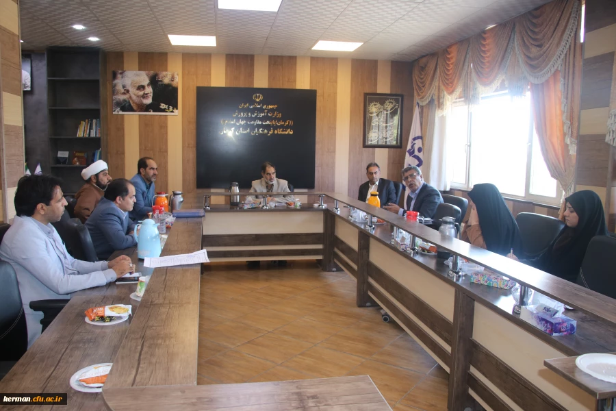  
جلسه برنامه ریزی اجرای دوره های توانمندسازی ویژه معلمان مدارس غیر دولتی
 2