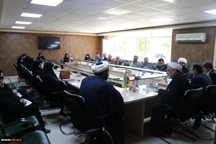  اساتیددانشگاه فرهنگیان موثرترین افراد جامعه هستند 6