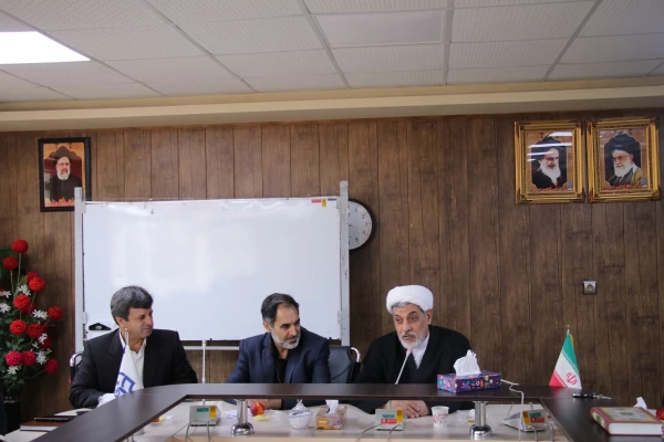 مشکل عمده دانشگاه فرهنگیان عدم فضای فیزیکی مناسب و کمبود هیات علمی است 3