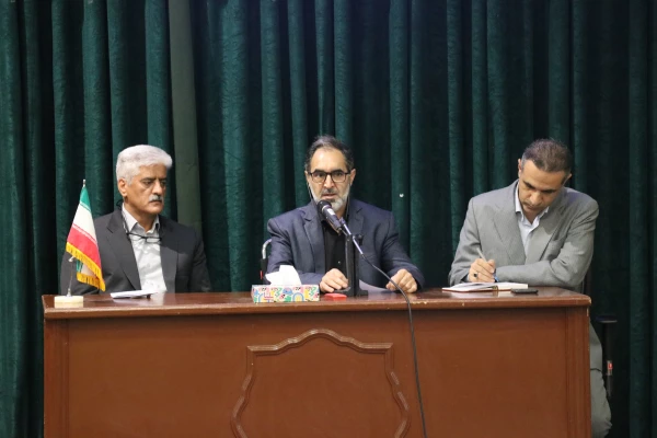 نشست هم اندیشی مدیران مدارس مجری کارورزی 3