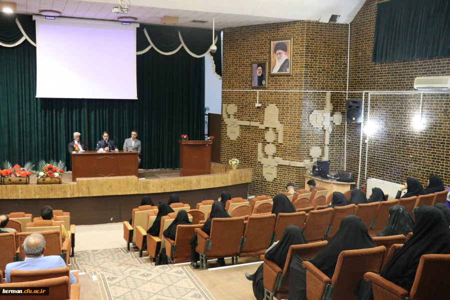 نشست هم اندیشی مدیران مدارس مجری کارورزی 4