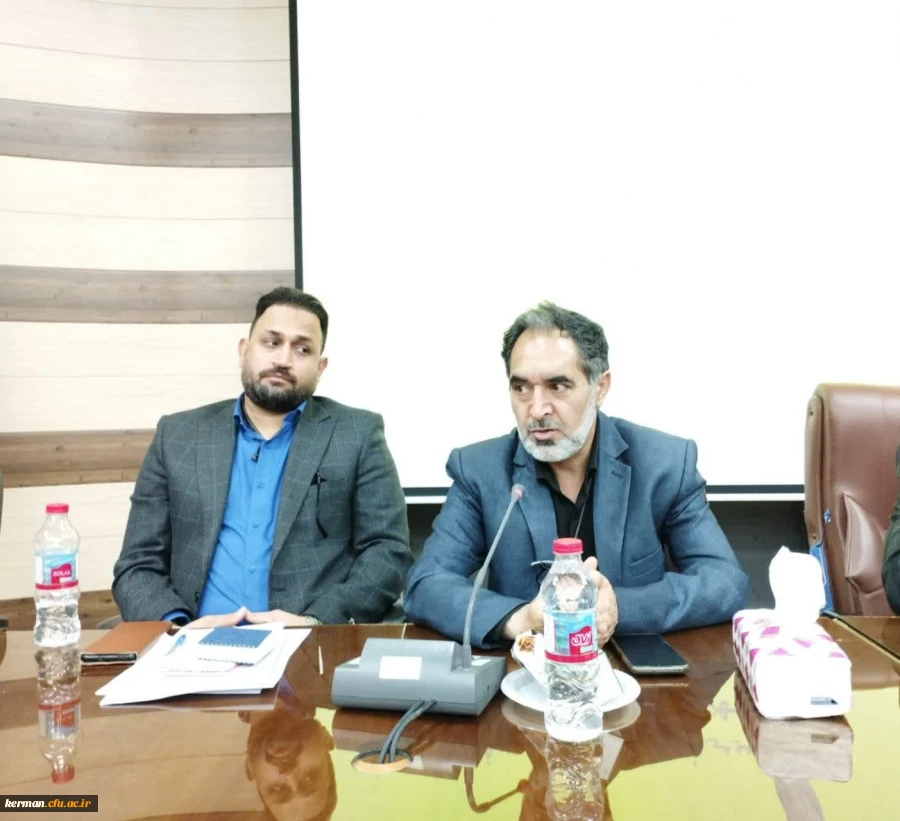 برگزاری شورای آموزش وپرورش شهرستان جیرفت باحضور رئیس دانشگاه فرهنگیان استان 4