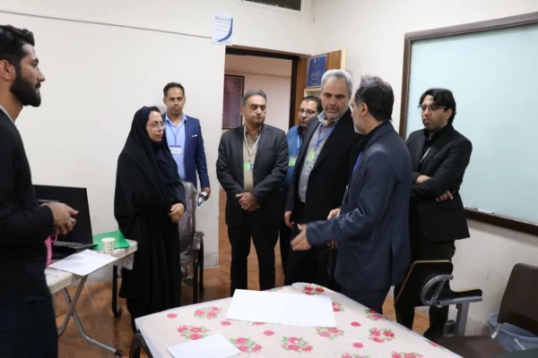 بازدیدمدیرکل آموزش وپرورش استان کرمان از روندانجام مصاحبه داوطلبان ورود به دانشگاه فرهنگیان 2