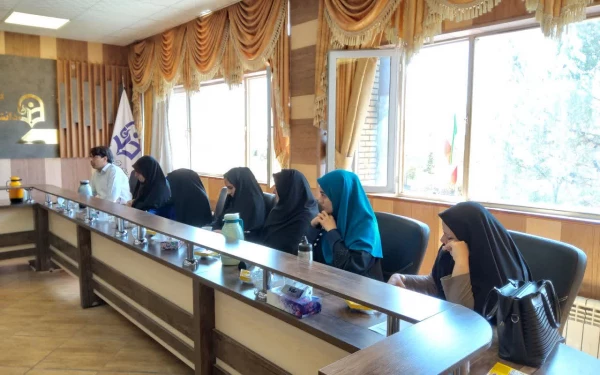 تاکید رئیس دانشگاه فرهنگیان استان برخوشرویی واخلاق خوب کارکنان  ومجموعه دانشگاه بادانشجومعلمان  2