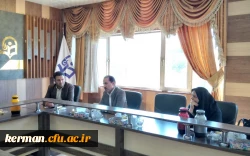 به مناسبت هفته نیروی انتظامی صورت گرفت:
تقدیر مسئولین و کارکنان دانشگاه فرهنگیان  از زحمات نیروی انتظامی کرمان 2