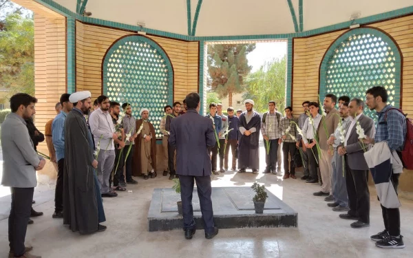 در سالروز تدفین شهدای گمنام دانشگاه فرهنگیان کرمان برگزارشد:
 تجدید میثاق با شهداء،امام شهداءو آرمان های انقلاب 2