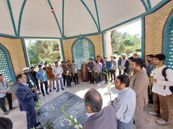 در سالروز تدفین شهدای گمنام دانشگاه فرهنگیان کرمان برگزارشد:
 تجدید میثاق با شهداء،امام شهداءو آرمان های انقلاب 2