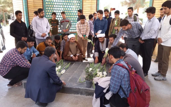 در سالروز تدفین شهدای گمنام دانشگاه فرهنگیان کرمان برگزارشد:
 تجدید میثاق با شهداء،امام شهداءو آرمان های انقلاب 2