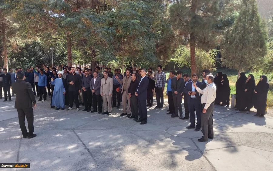 تجمع اساتید ،دانشجویان و کارکنان دانشگاه فرهنگیان کرمان در محکومیت حمله وحشیانه صهیونیست ها به بیمارستان المعمدانی غزه 3