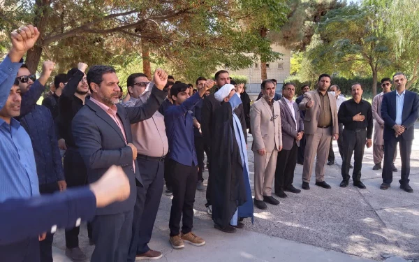 تجمع اساتید ،دانشجویان و کارکنان دانشگاه فرهنگیان کرمان در محکومیت حمله وحشیانه صهیونیست ها به بیمارستان المعمدانی غزه 5