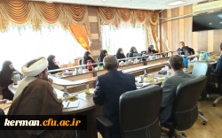 برگزاری نشست هم اندیشی اساتید گروه معارف اسلامی دردانشگاه فرهنگیان کرمان  5