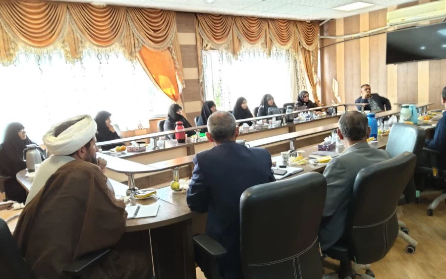 برگزاری نشست هم اندیشی اساتید گروه معارف اسلامی دردانشگاه فرهنگیان کرمان  5