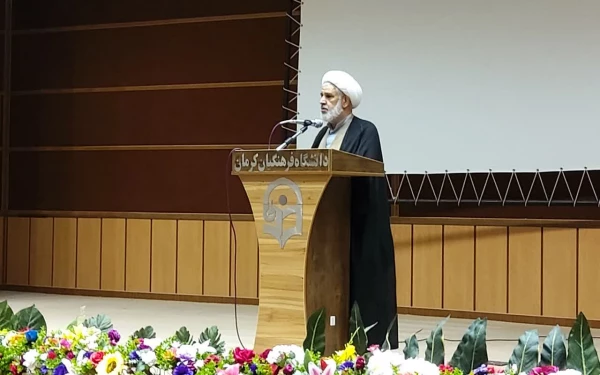 دکترتوان درهمایش بنیادمهدویت کرمان: 
فرهنگ مهدوی راهنمای تحقق بیانیه گام دوم انقلاب است.  2