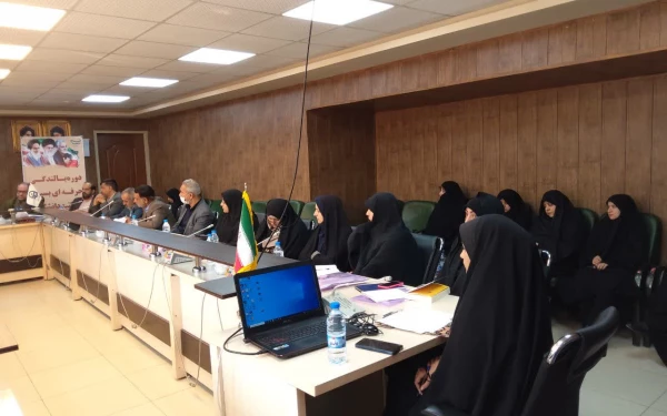 دکتر توان در جلسه بسیج اساتید قطب ۳ دانشگاه فرهنگیان کشور: جنایت غزه نمونه ای از کاربست علم بدون معنویت و دین است 5