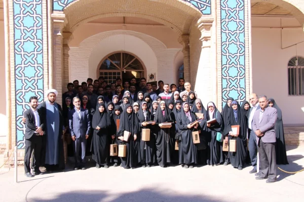 تجلیل از سه رتبه زیر ده،۶رتبه زیر ۱۰۰ودیگر رتبه های زیر۵۰۰ پذیرفته شده دردانشگاه فرهنگیان استان کرمان  2