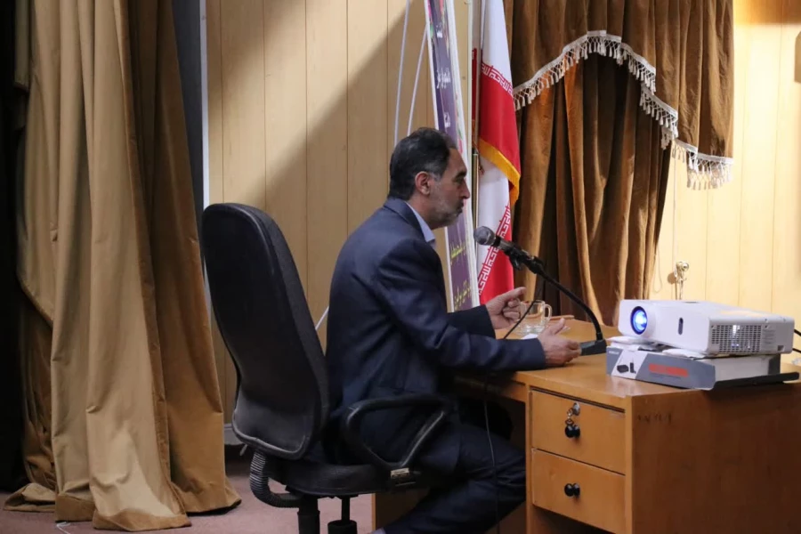 تجلیل از سه رتبه زیر ده،۶رتبه زیر ۱۰۰ودیگر رتبه های زیر۵۰۰ پذیرفته شده دردانشگاه فرهنگیان استان کرمان  9