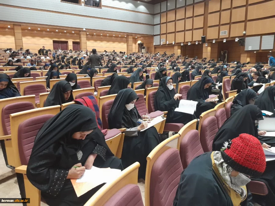 برگزاری آزمون پایانی پودمان اول مهارت آموزان (ماده 28)سری هشتم در دانشگاه فرهنگیان استان کرمان 2