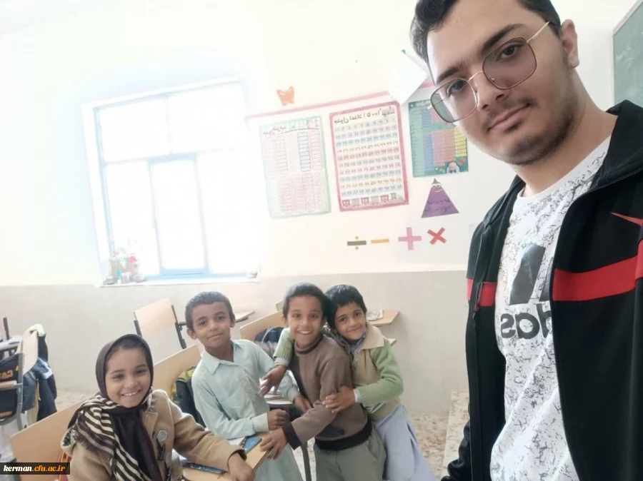 بازدید دانشجومعلمان دانشگاه فرهنگیان کرمان از مدارس چندپایه شرق استان کرمان 10