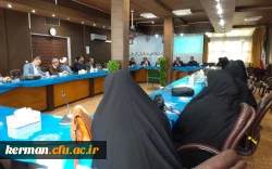 به مناسبت هفته وحدت حوزه و دانشگاه در دانشگاه فرهنگیان کرمان برگزار شد:
تالار گفتگوی حوزه و دانشگاه 