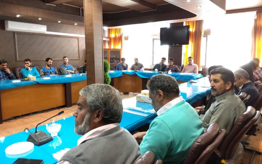 دکتر توان 
تربیت معلم کاری حساس، مهم ومقدس است  2