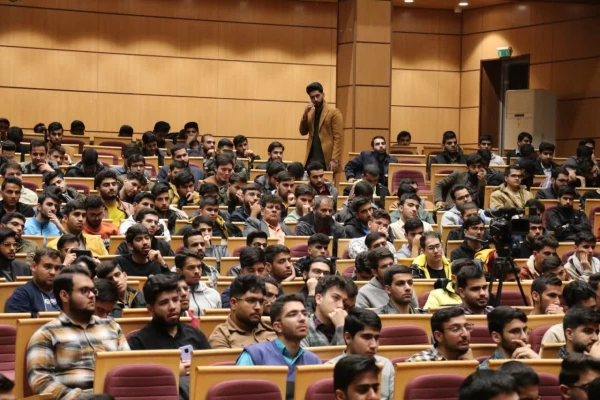 آغاز فصل دوم اردو های راهیان نور مقاومت دانشجویان دانشگاه های فرهنگیان سراسر کشور به میزبانی کرمان 2