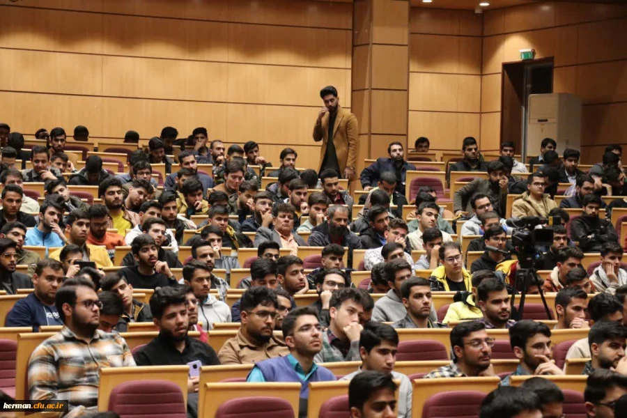 آغاز فصل دوم اردو های راهیان نور مقاومت دانشجویان دانشگاه های فرهنگیان سراسر کشور به میزبانی کرمان 2