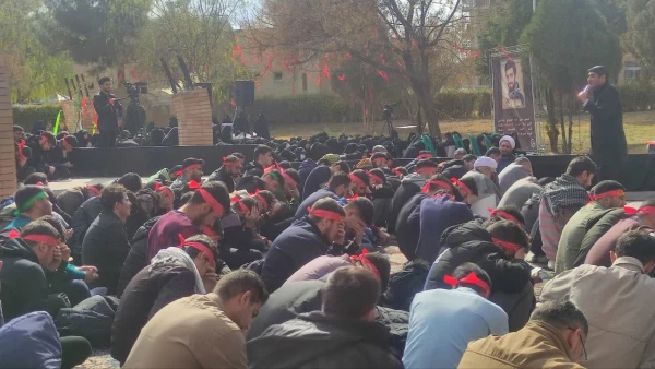 مراسم گرامیداشت شهدای حادثه تروریستی گلزار شهدای بین المللی کرمان ودانشجومعلم "شهیده فائزه رحیمی"  2