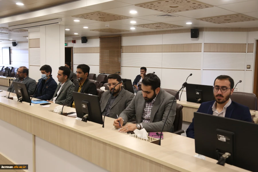 دکتر توان :
برای ترویج فرهنگ دوره دفاع مقدس در دانشگاهها، باید دانشجویان را در آن فضای مقدس قرار داد 2