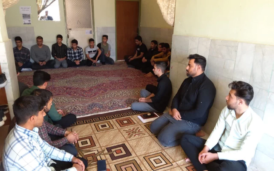 نشست صمیمی رئیس دانشگاه فرهنگیان استان بادانشجومعلمان مرکز جیرفت  6