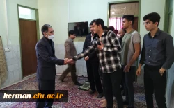 نشست صمیمی رئیس دانشگاه فرهنگیان استان بادانشجومعلمان مرکز جیرفت  7