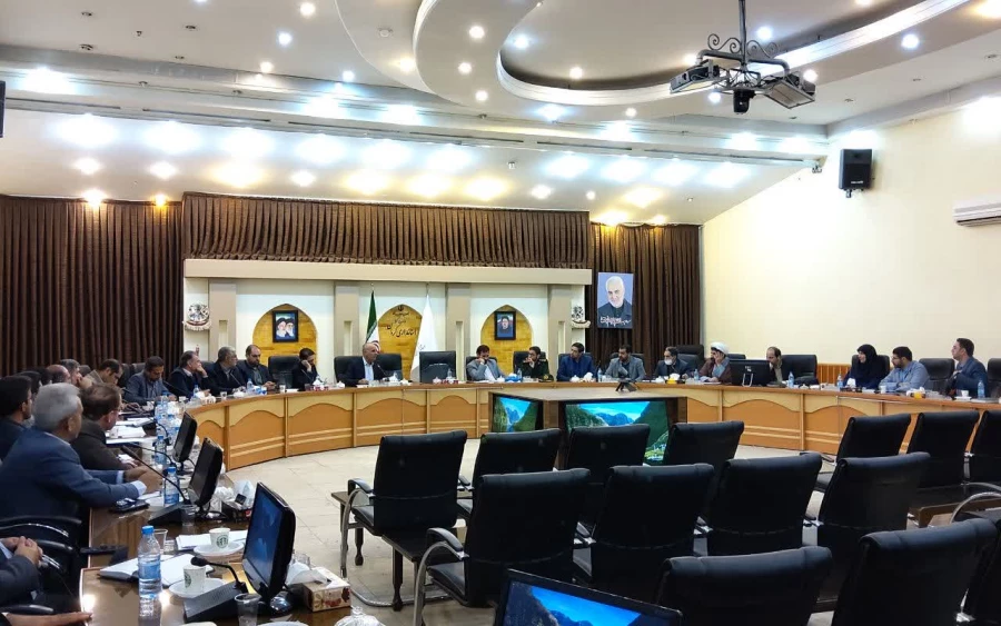 دکتر توان در کمیسیون دانشجویی استان :
ده درصد دانشجومعلمان دانشگاه فرهنگیان استان به اردوی راهیان نور اعزام میشوند. 2