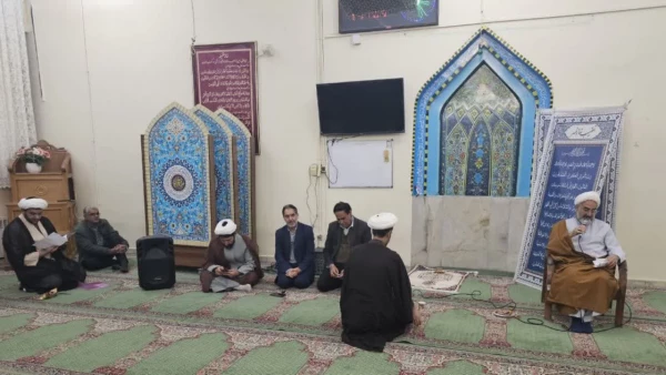 آیین بدرقه دانشجو معلمان پردیس شهید باهنر به سفر عتبات عالیات در دانشگاه فرهنگیان استان کرمان برگزار شد. 4