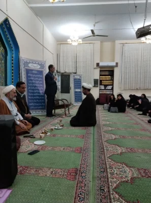 آیین بدرقه دانشجو معلمان پردیس شهید باهنر به سفر عتبات عالیات در دانشگاه فرهنگیان استان کرمان برگزار شد. 7