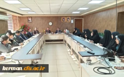 رئیس دانشگاه فرهنگیان کرمان دردیدار با سرپرستان شبانه روزی پردیس های استان: 
سرپرستی کاری حساس ،بامسئولیت وپیشانی دانشگاه میباشد. 2