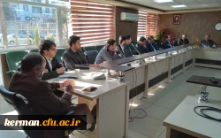 رئیس دانشگاه فرهنگیان کرمان دردیدار با سرپرستان شبانه روزی پردیس های استان: 
سرپرستی کاری حساس ،بامسئولیت وپیشانی دانشگاه میباشد. 2