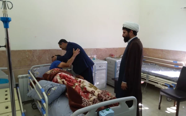 
دیدار رئیس دانشگاه فرهنگیان استان از جانبازان آسایشگاه ایثار کرمان 2