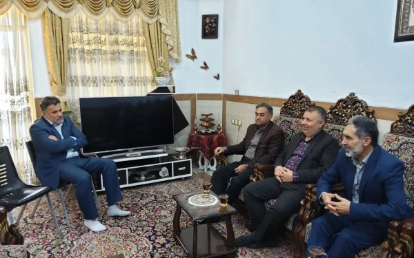 دیدار با خانواده جانباز دوران دفاع مقدس به مناسبت ایام الله دهه مبارک فجر 2