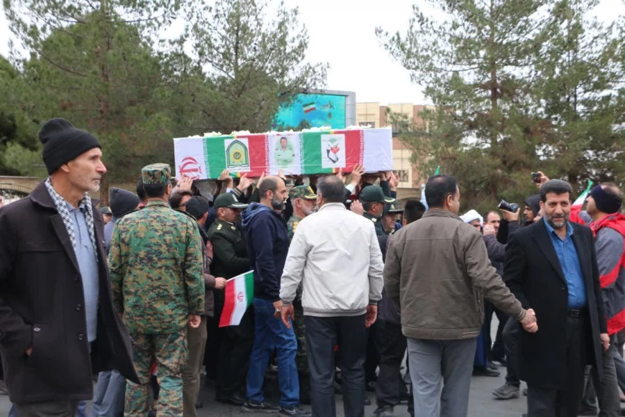 حضور پرشوردانشگاهیان دانشگاه فرهنگیان استان کرمان درراهپیمایی ۲۲ بهمن 11