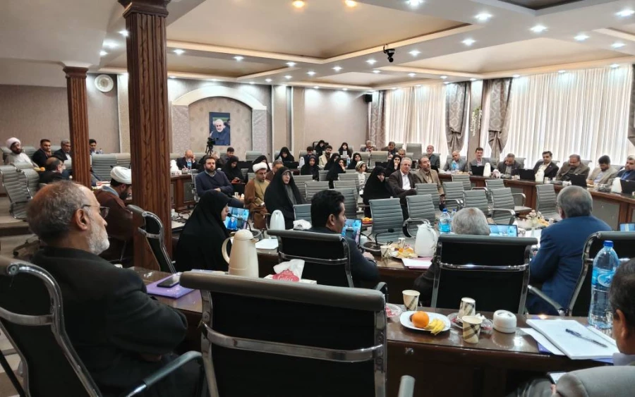 نشستن پای درس علما بر شخصیت انسان تاثیر می گذارد 4