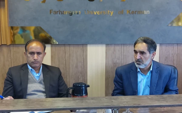در دیدار رئیس دانشگاه فرهنگیان استان کرمان با مدیر آموزش و پرورش عشایری استان پیرامون همکاری های فی مابین تبادل نظر شد.  2