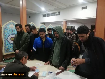حضور پُرشور و شعور دانشجویان دانشگاه فرهنگیان استان کرمان در پای صندوق های رأی و استقبال از انتخابات