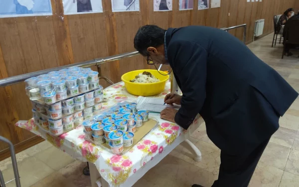 بازدید سرزده رئیس دانشگاه فرهنگیان استان ازسلف سرویس دانشجویی سایت علامه طباطبایی 5