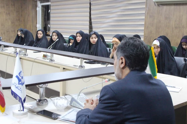  دانشگاه فرهنگیان علمدار جهاد تبیین در جهت مشارکت حداکثری در بین دانشگاه های کرمان بود 7