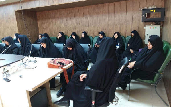  برگزاری مراسم تکریم ومعارفه رئیس پردیس شهیدباهنر دانشگاه فرهنگیان کرمان  6