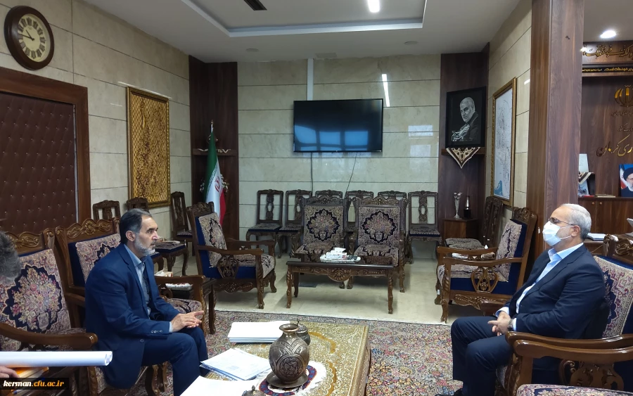 رئیس دانشگاه فرهنگیان استان با استاندار کرمان دیداروگفتگوکرد  2