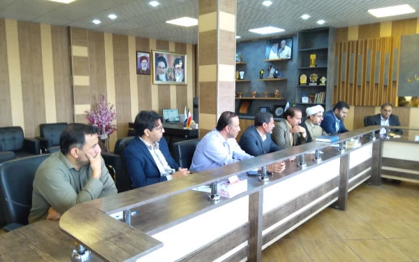 کمیته تعمیر وتجهیز دانشگاه فرهنگیان استان کرمان تشکیل جلسه داد. 4