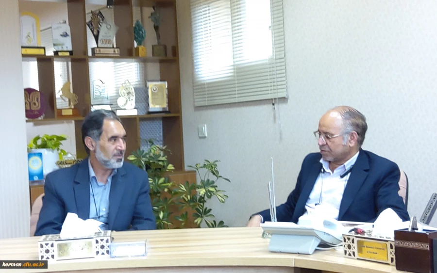 ملاقات نوروزی رئیس دانشگاه فرهنگیان استان با رئیس دانشگاه شهید باهنر کرمان  2