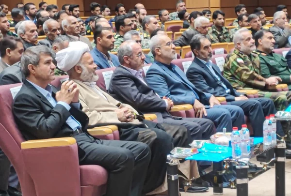 تجلیل از دانشگاه فرهنگیان استان کرمان درآیین گرامیداشت حماسه آفرینی های شهیدان سپهبدمحمدولی قرنی و سپهبدعلی صیاد شیرازی 4