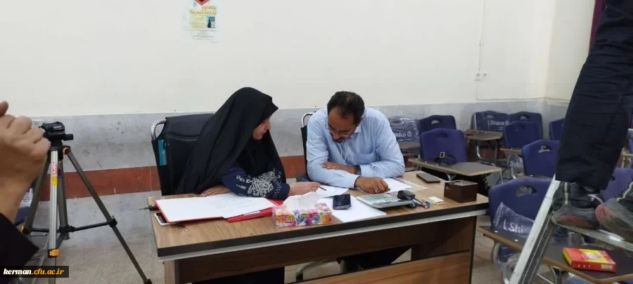 دکتر توان 
جشنواره تدریس برتر یکی از کارآمدترین فعالیت های دانشگاه در جهت نوآوری، خلاقیت و کیفیت بخشی در تدریس دانشجو معلمان است 2